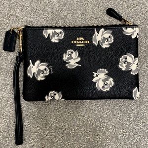 Coach Wristlet / Wallet